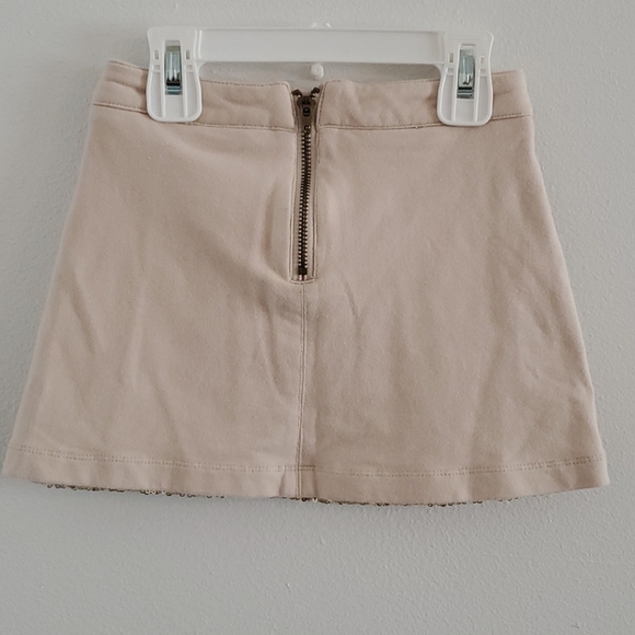 Adorable girls gold and black outfit - Picture 6 of 8